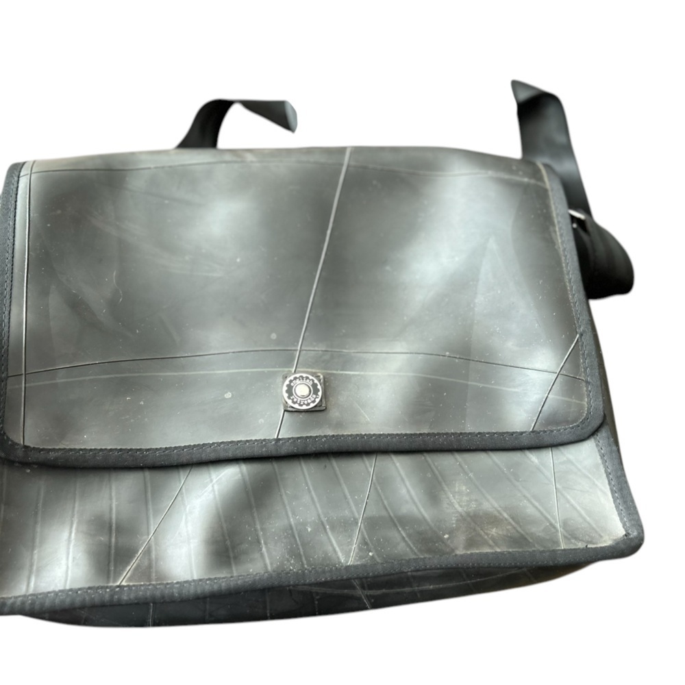English Retreats‎ Unisex Eco-Friendly Messenger Bag Water-Resistant